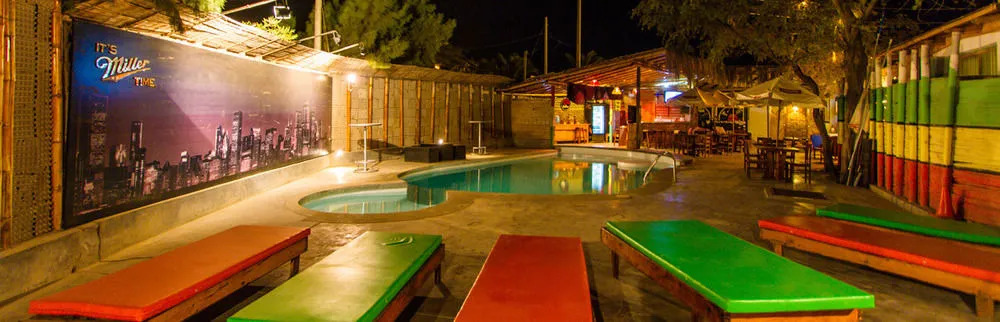 Palosanto Backpackers