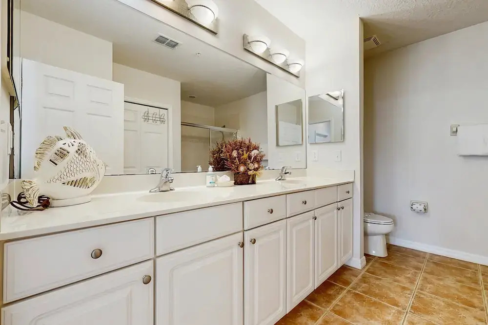 Ground Floor Waterview Condo With Resort Amenities, Private Patio and Pool