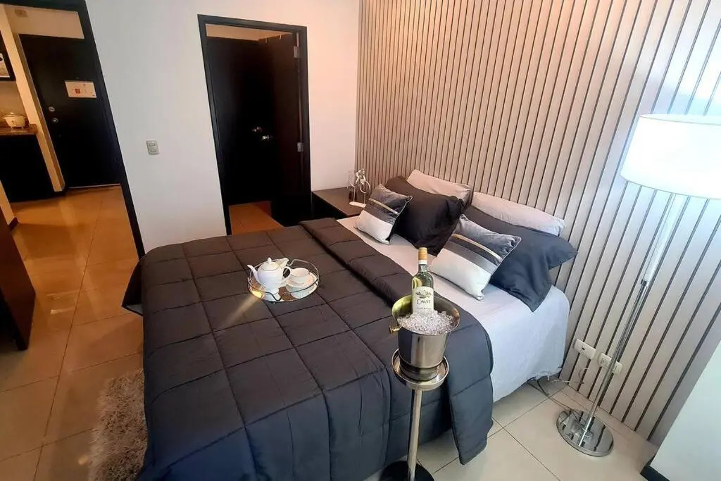 Ecusuites Empresarial Torre Sol II & Torre Medica 98