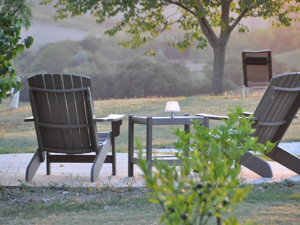 Scenic apartment in Belvedere Ostrense with private pool