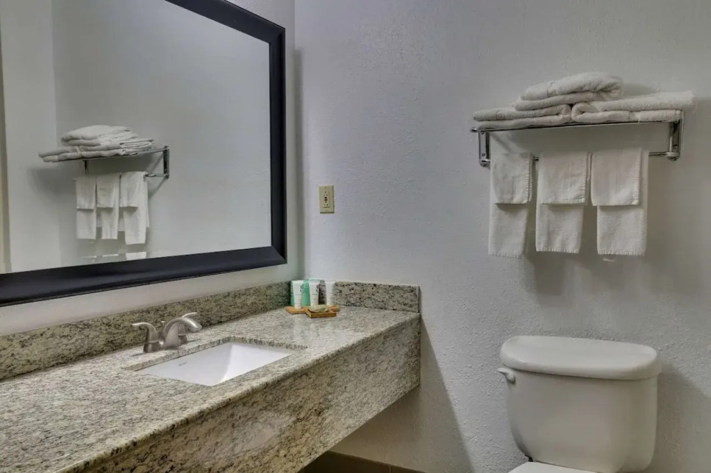 Country Inn & Suites by Radisson, Savannah Southside