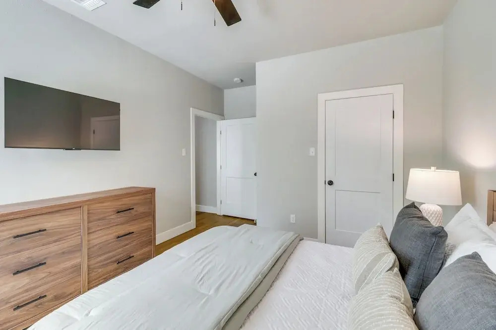Townhome Near At&t Stadium: Great for Game Day!