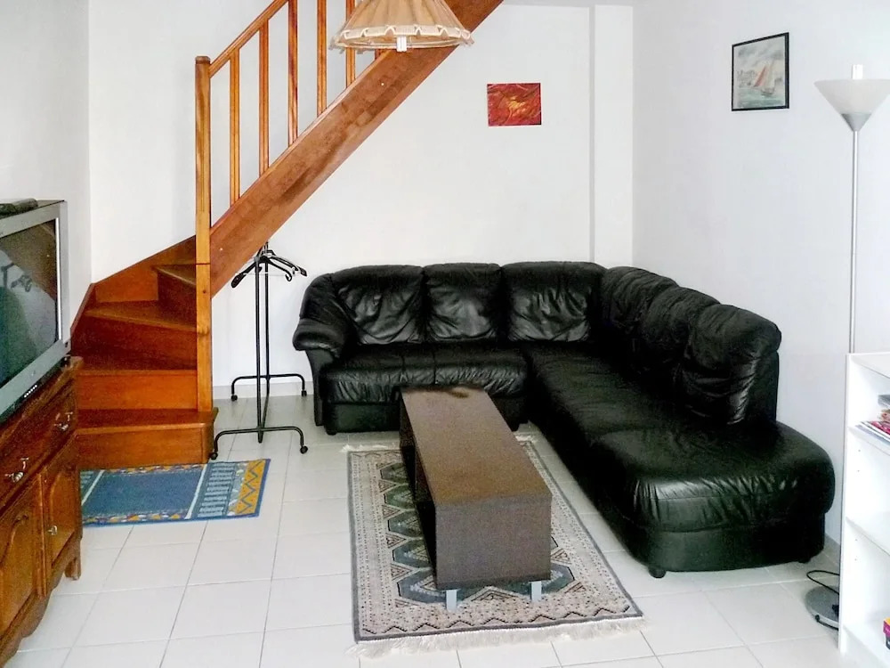 House With 2 Bedrooms in Pessac, With Enclosed Garden and Wifi - 40 km