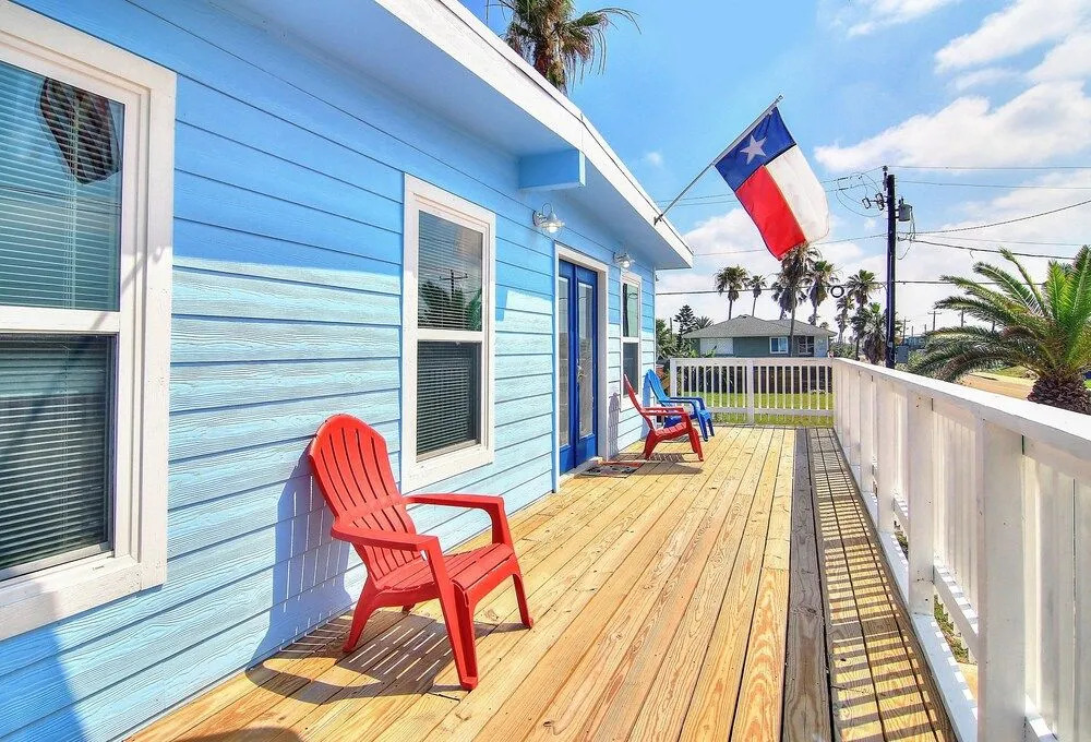 Nauti Mermaid 5 Bedroom Home by Redawning