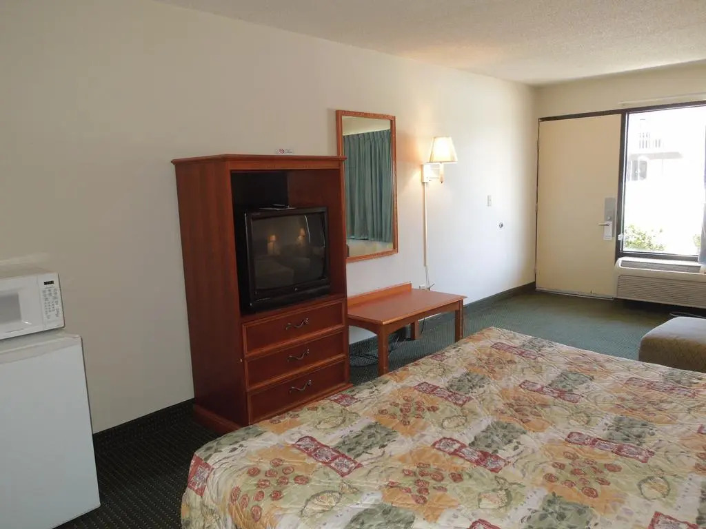 Atlantic Inn