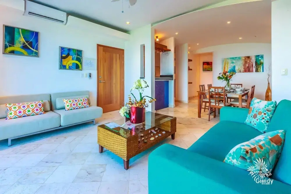 Deep Blue Condos - 102