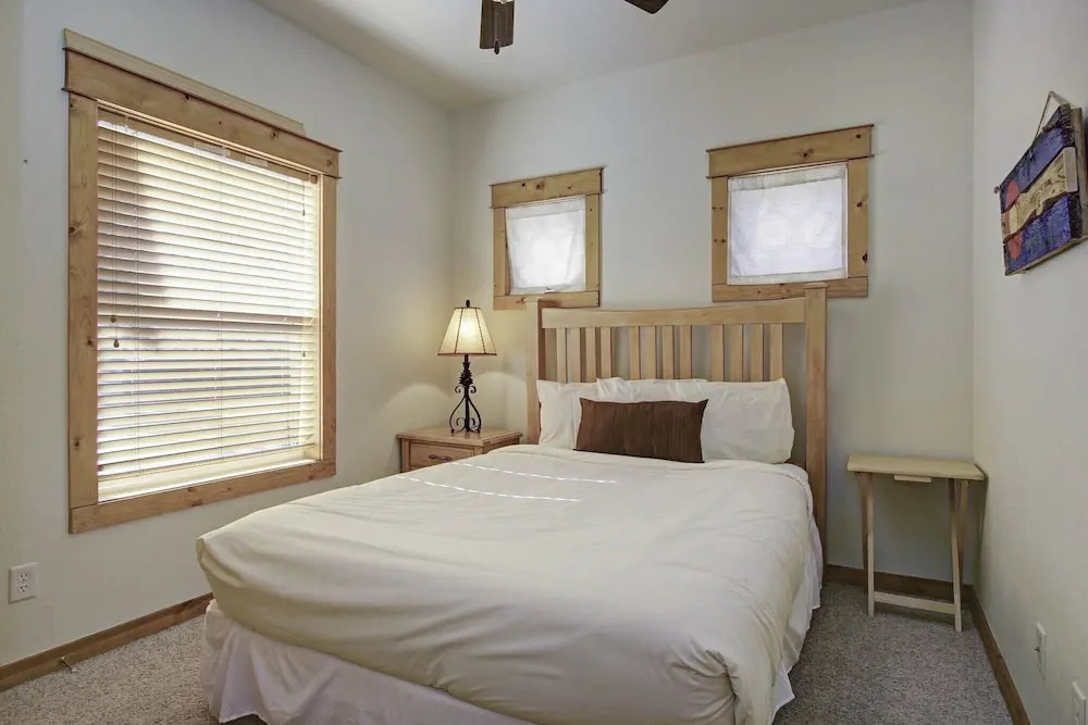 Nisa Mountain 36 2 Bedroom Condo by RedAwning