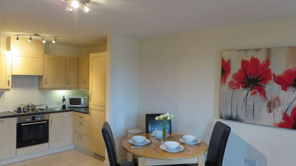 Citystay Living- Warren Close
