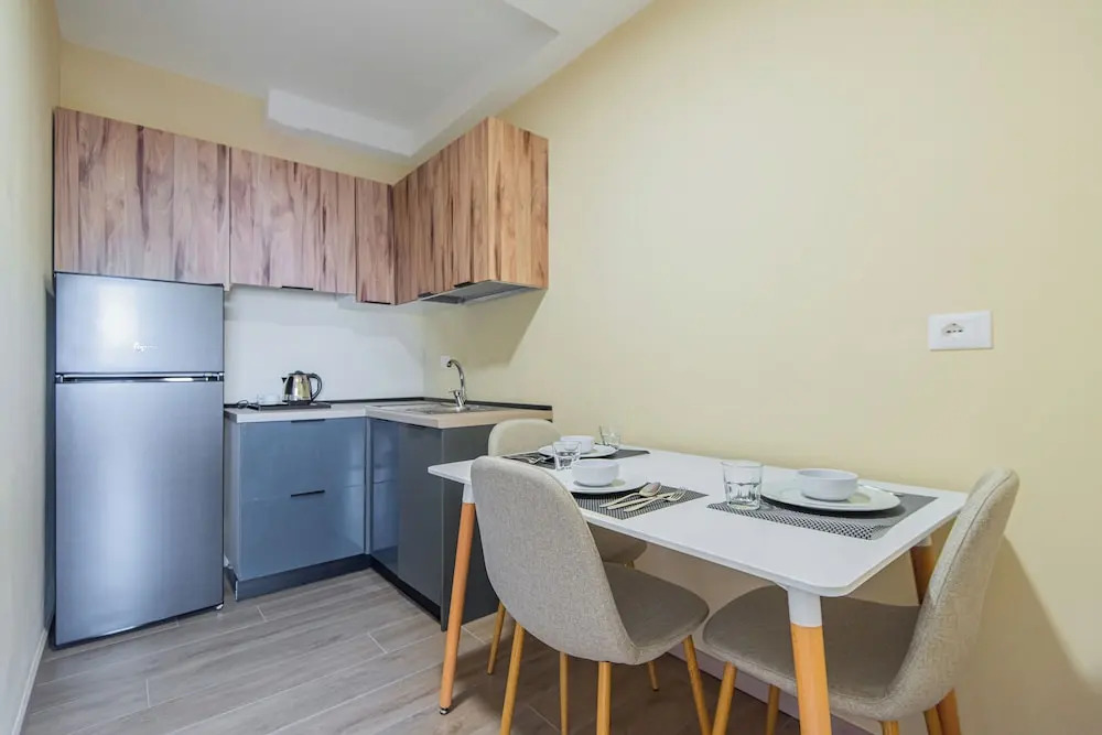 ApartHotel EDA