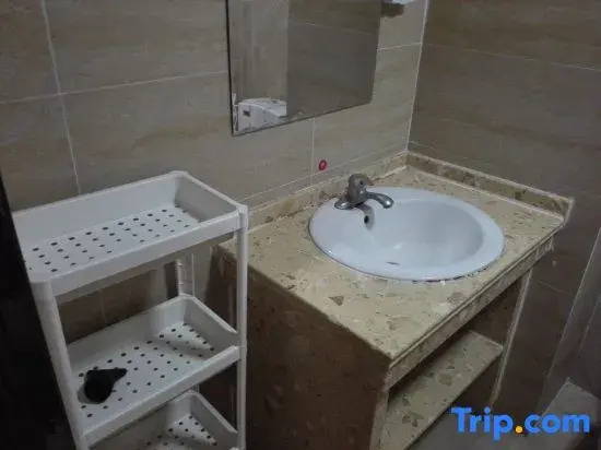 Yantai Hainabian Scenic Apartment