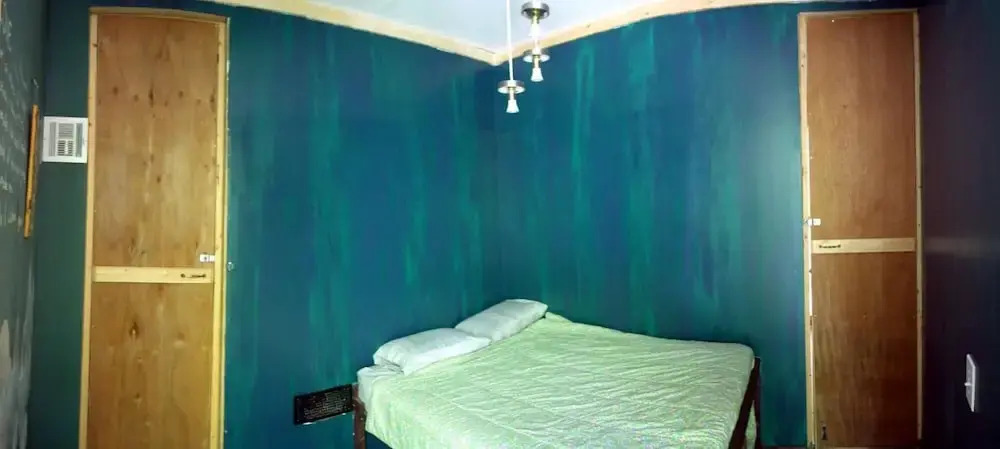 Lost River Hostel