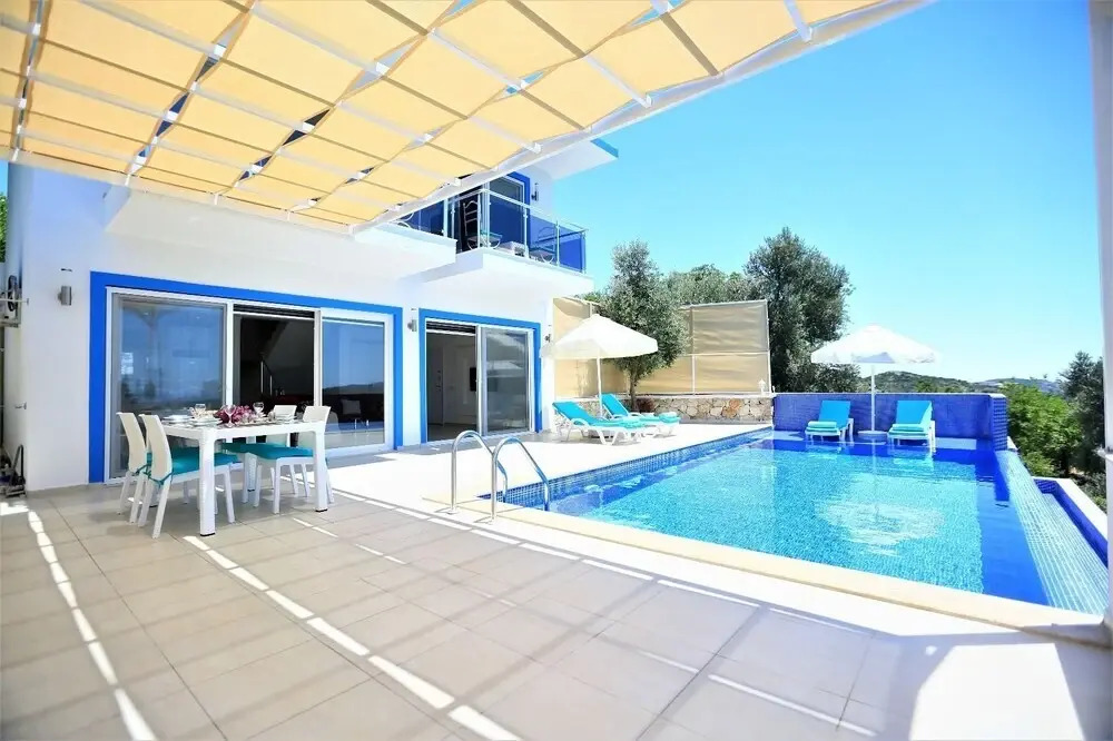 Villa Sahin by Helaltatilvillari