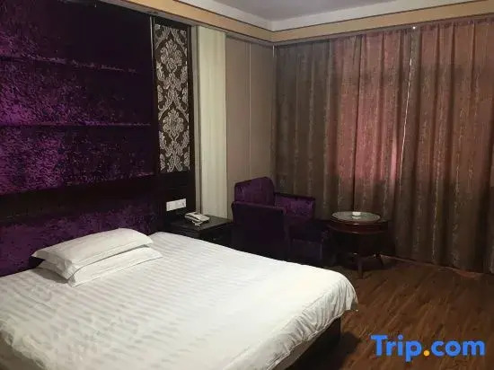 Linhai Yafeng Hotel