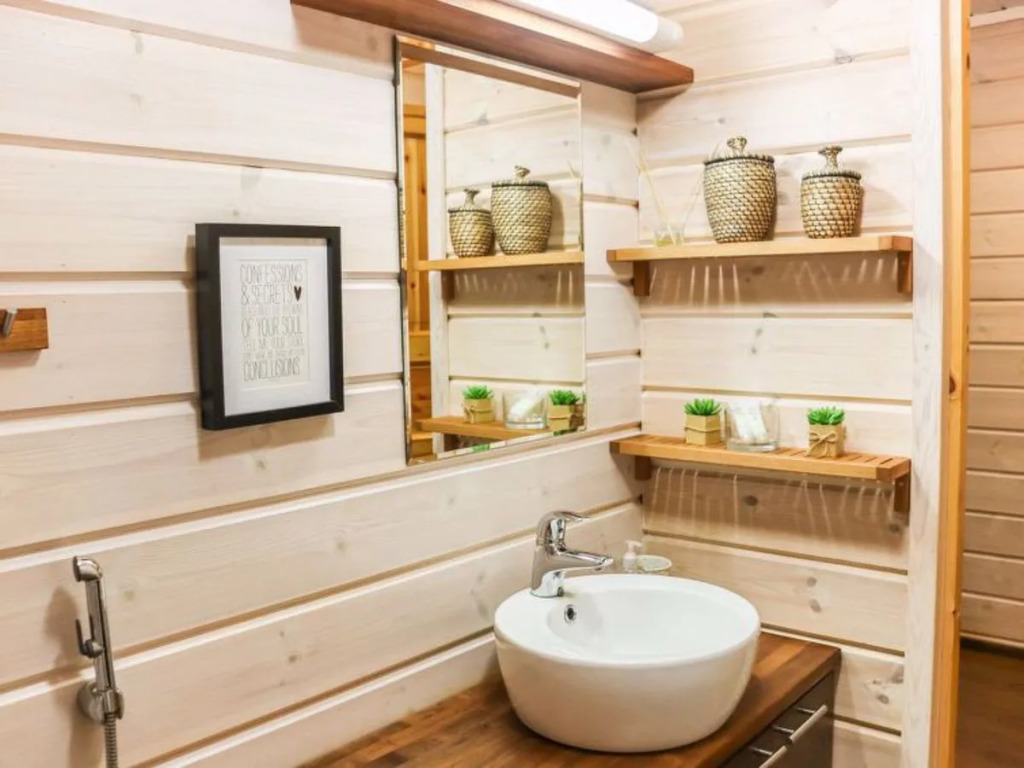 Aurinko-saaga 2 paritalo