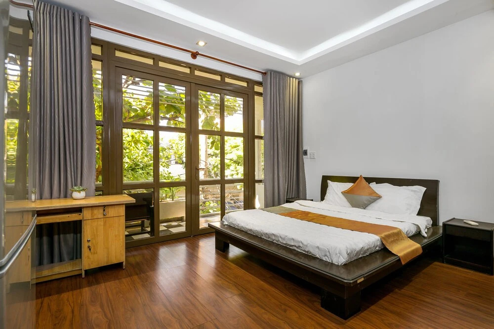 T P House