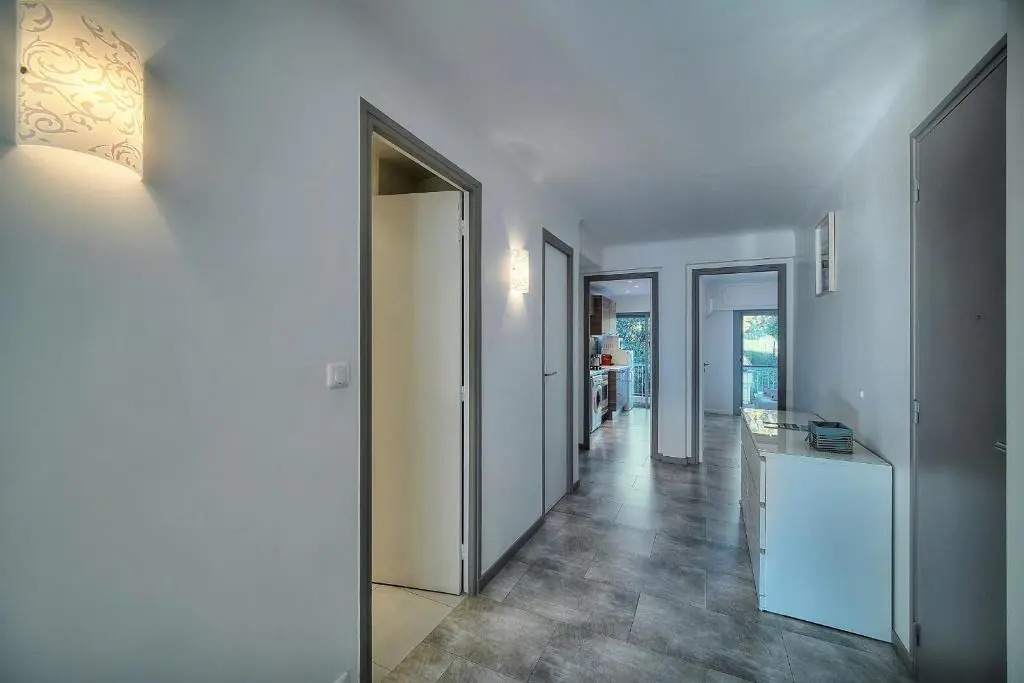 IMMOGROOM - Spacious - Terrace - Air conditioning - Near Croisette