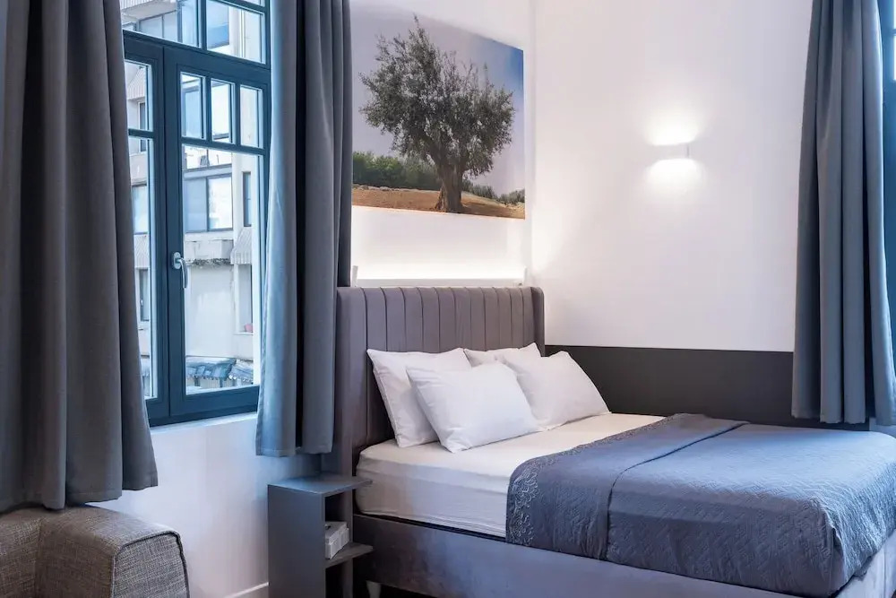 LOFUS Art-Suites