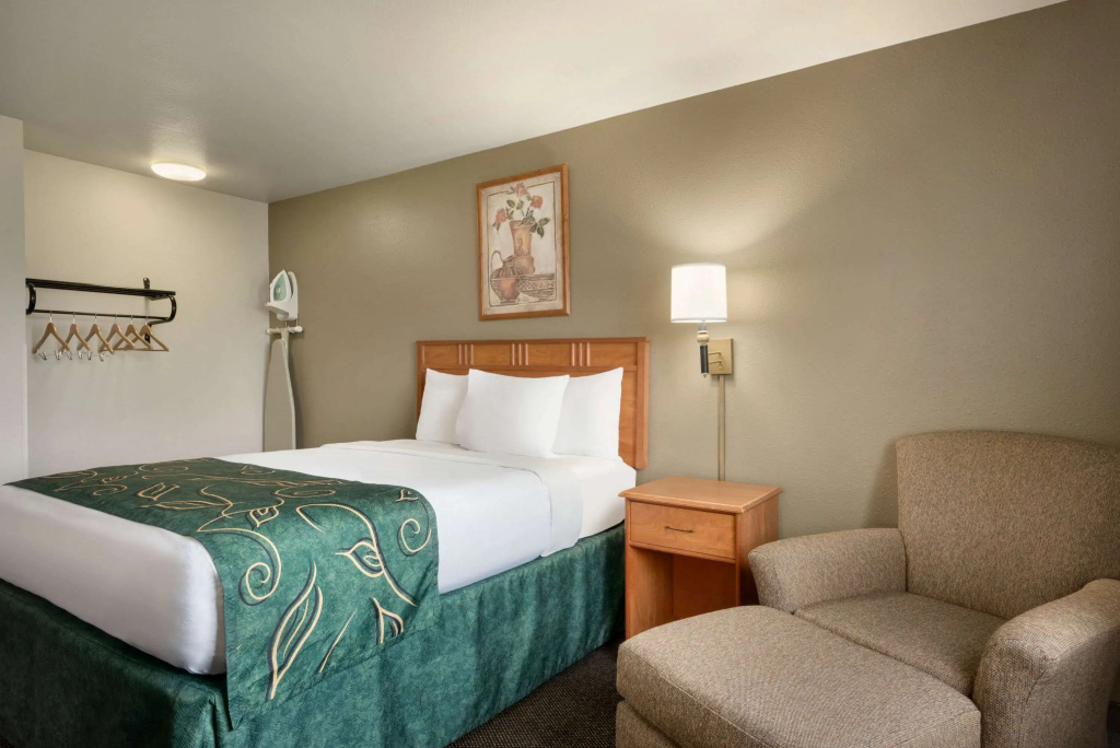 Travelodge by Wyndham Missouri Valley