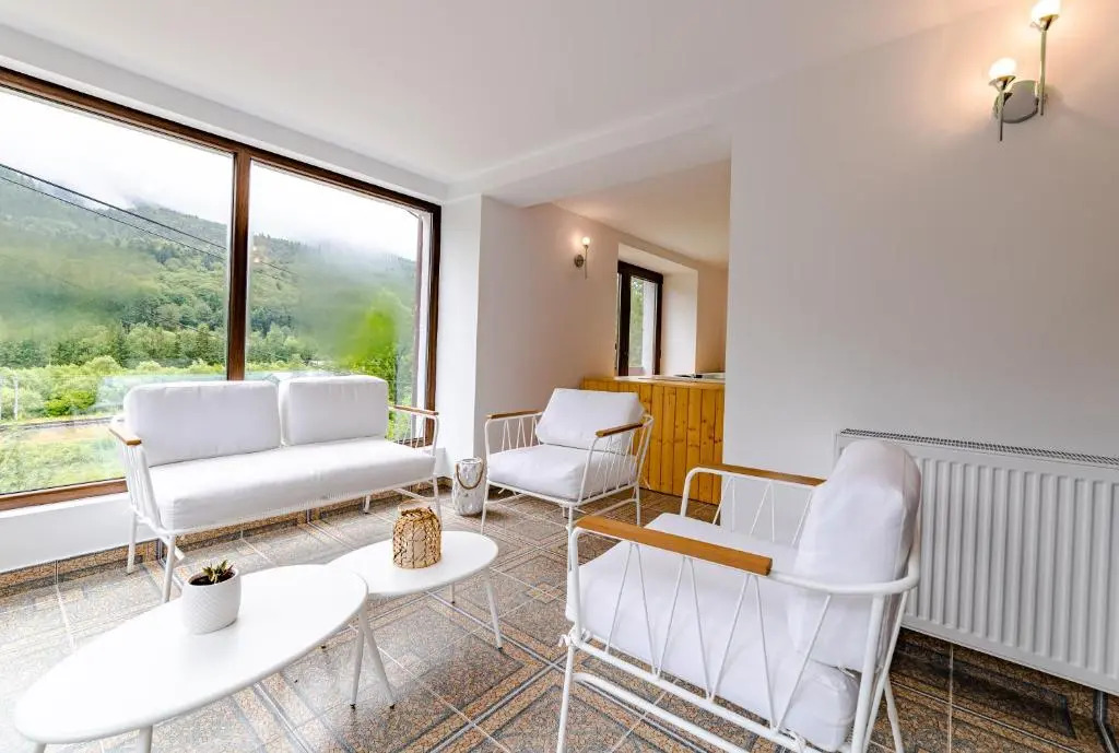 Yael Luxury Apartments 3