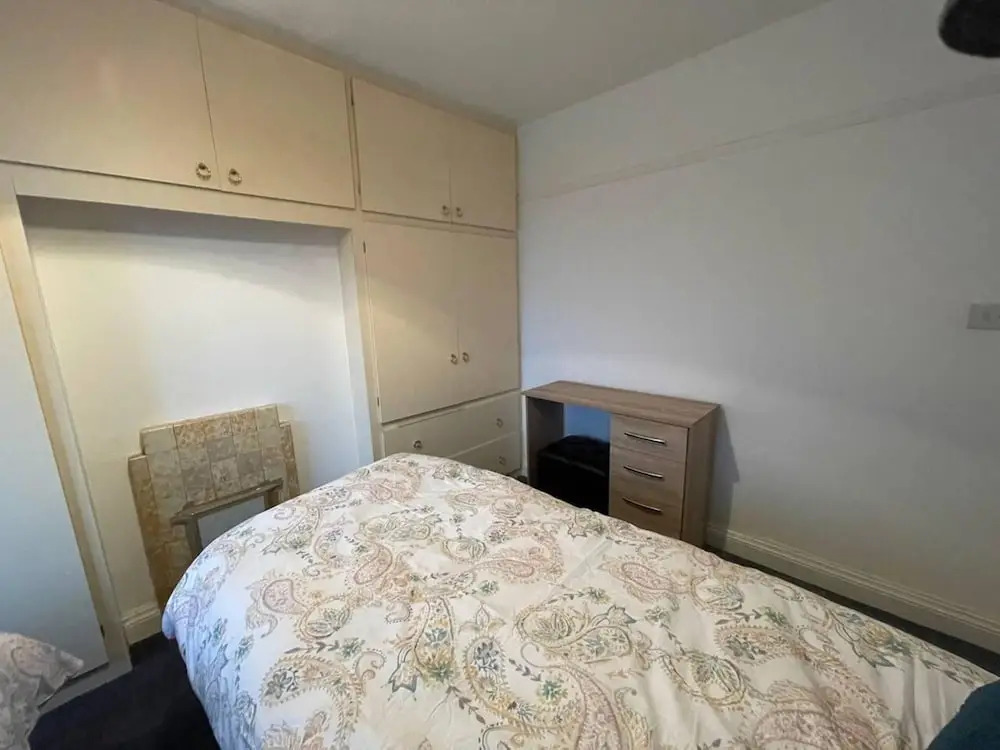 3-bed House - Sleeps 5 With Free Parking