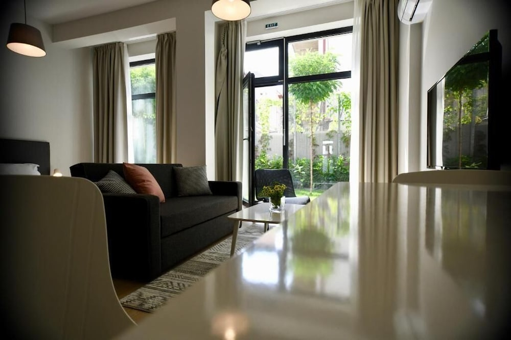 Connect Living Apartments Free Parking