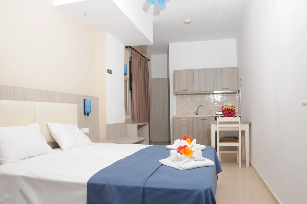 Mastorakis Hotel and Studios