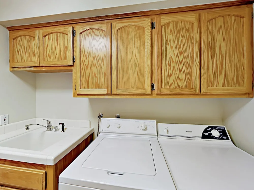 1212 Gold Dust Trail Home 3 Bedrooms 3 Bathrooms Home