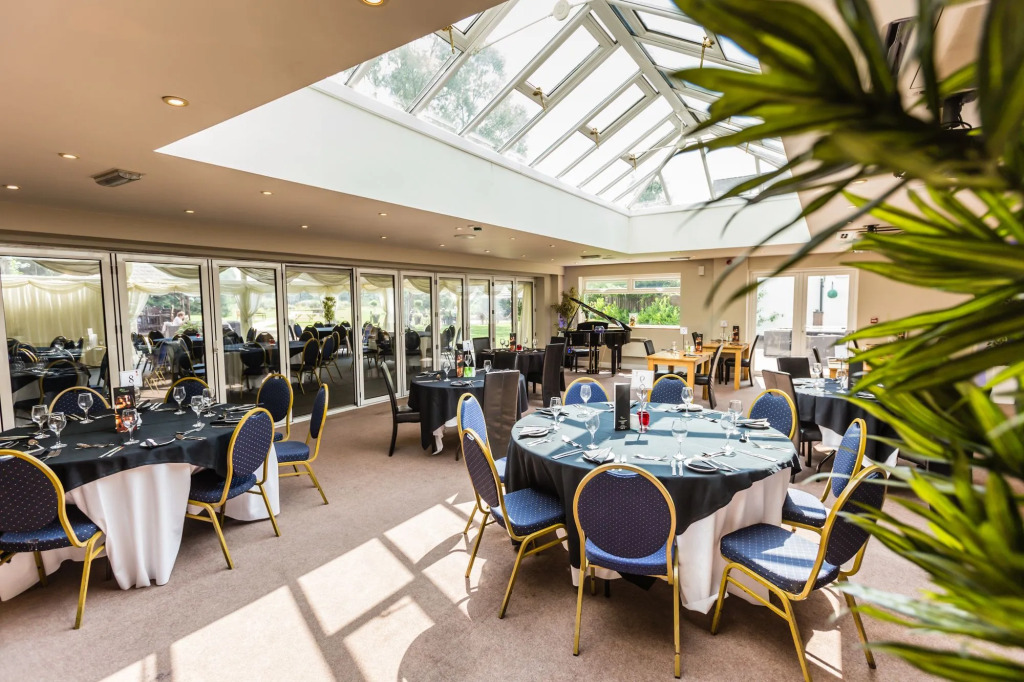The Limes Country Lodge Hotel & Admiral Restaurant