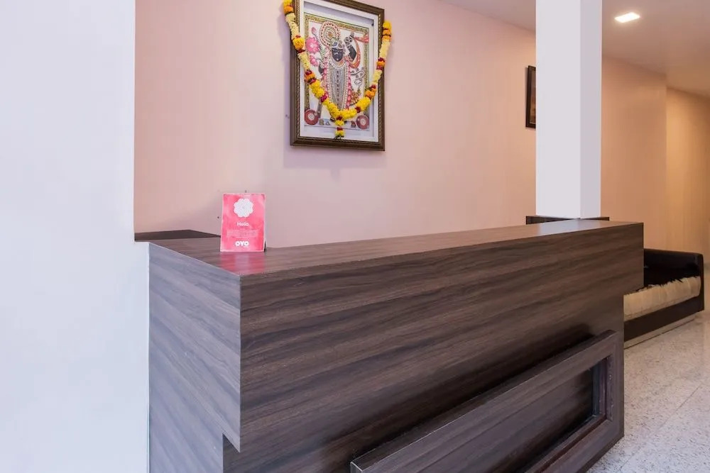 Oyo 15618 Hotel Stay Inn