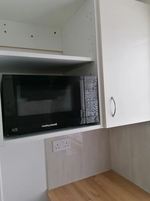 Charming 1-bed Apartment in Coventry