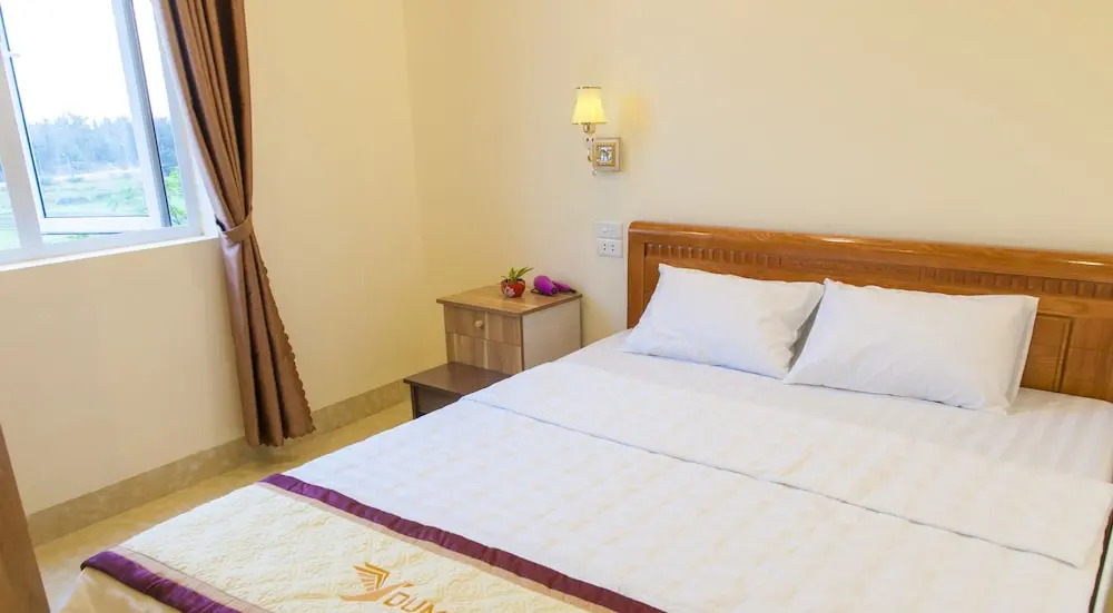Hai Duong Hotel Co To