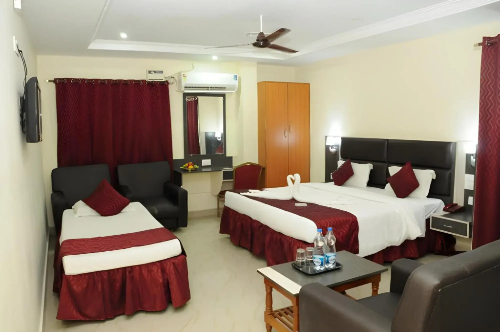 VIHAS INN (pvr residency)
