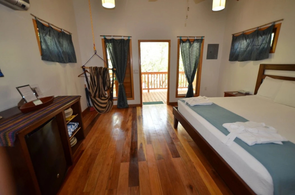 Mariposa Belize Beach Resort