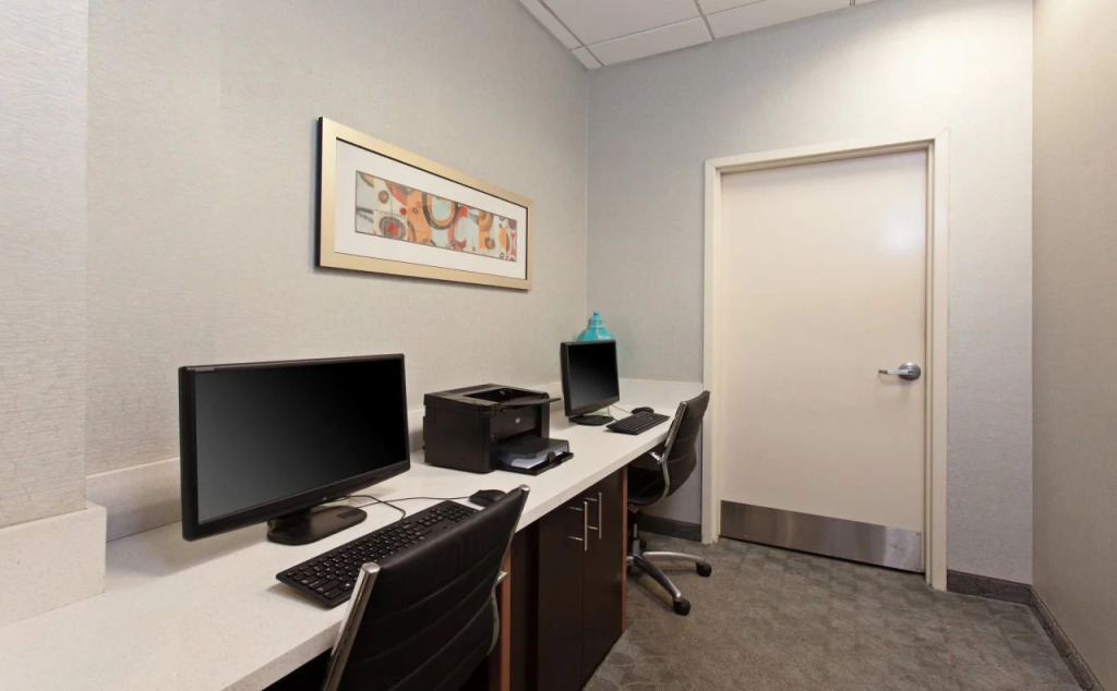 Holiday Inn Express Hotel & Suites Hermosa Beach by IHG