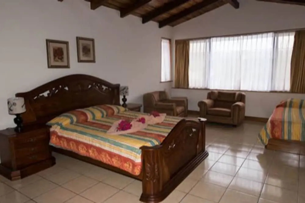 Hotel Los Héroes