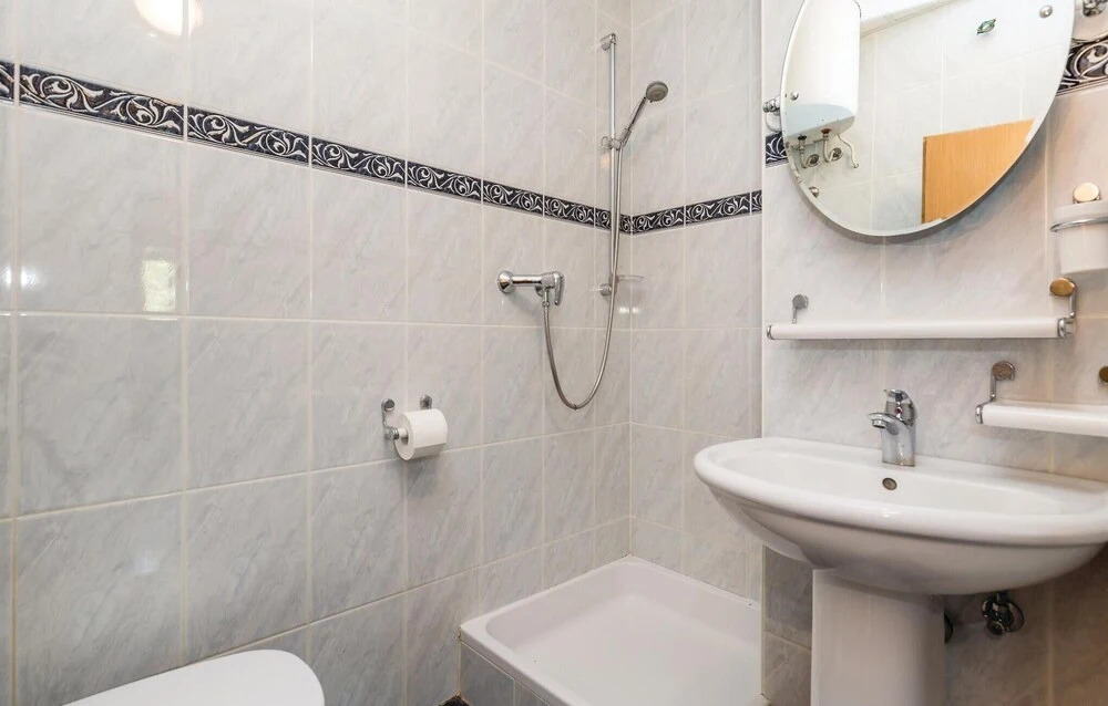 Amazing Home In Novalja With Wifi