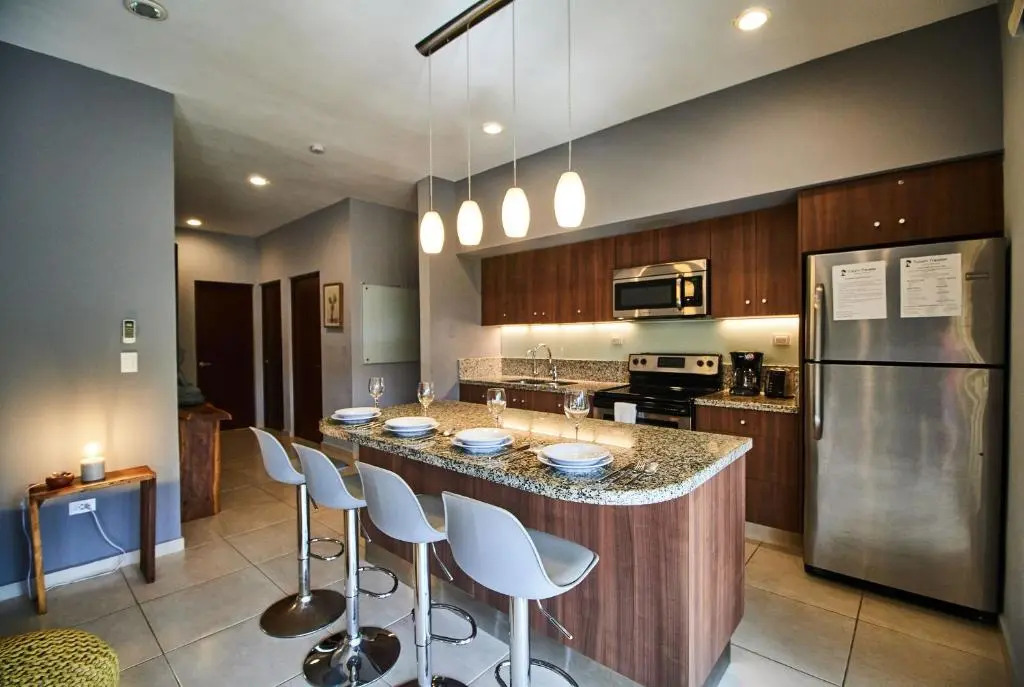 Modern and Spacious 2 bedroom PH, Rooftop & Pool