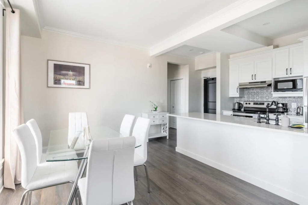 Luxury Rideau Apartments 2bdp6nobalcony1queen2twin