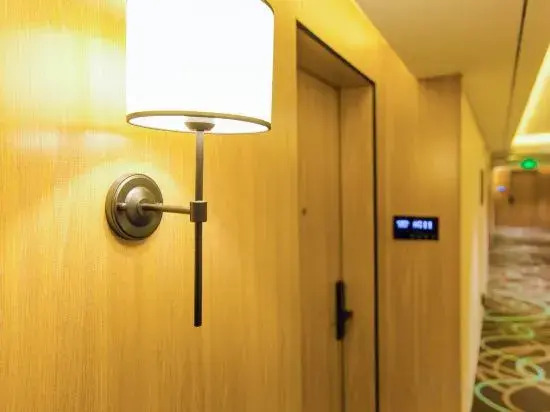Xana Hotelle Qingya Hotel (Shijiazhuang Railway Station Higher Education Area)