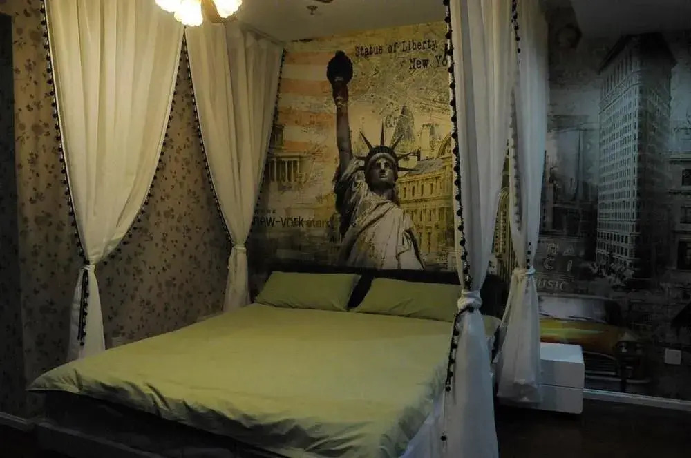 Moonlight Hotel (Nanjing Shanxi Road Zhonghuan Guoji)(南京木林森影院酒店式公寓)