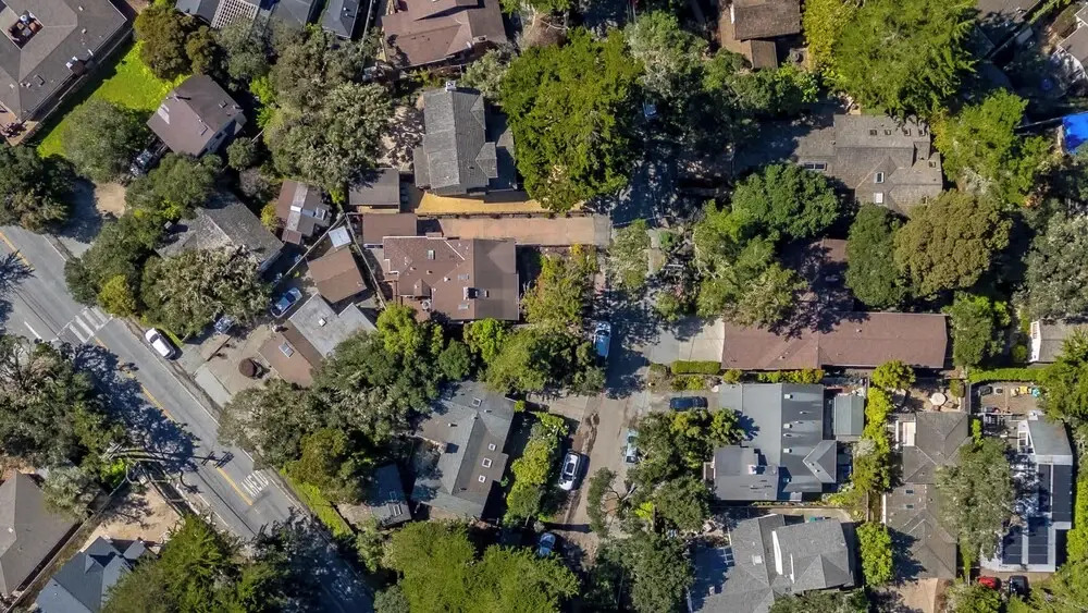 Quaint Carmel - Bungalow Close to Beach