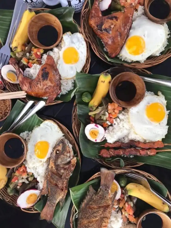Kadangyan by 3BU Hostel