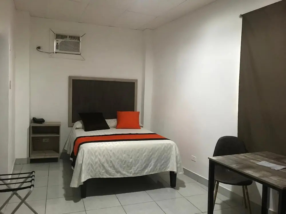 Atlantic Suites Hotel