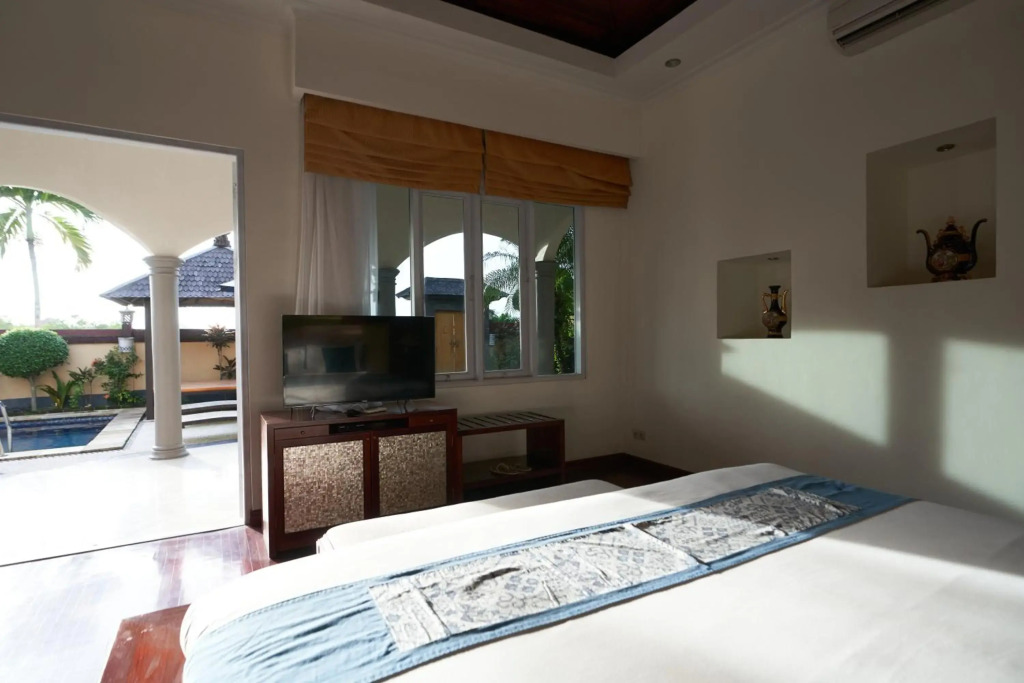 The Beverly Hills Bali Villas Resort