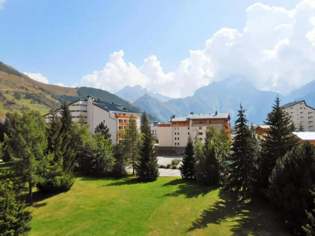 Appartement Les Deux Alpes, 1 pièce, 4 personnes - FR-1-516-81