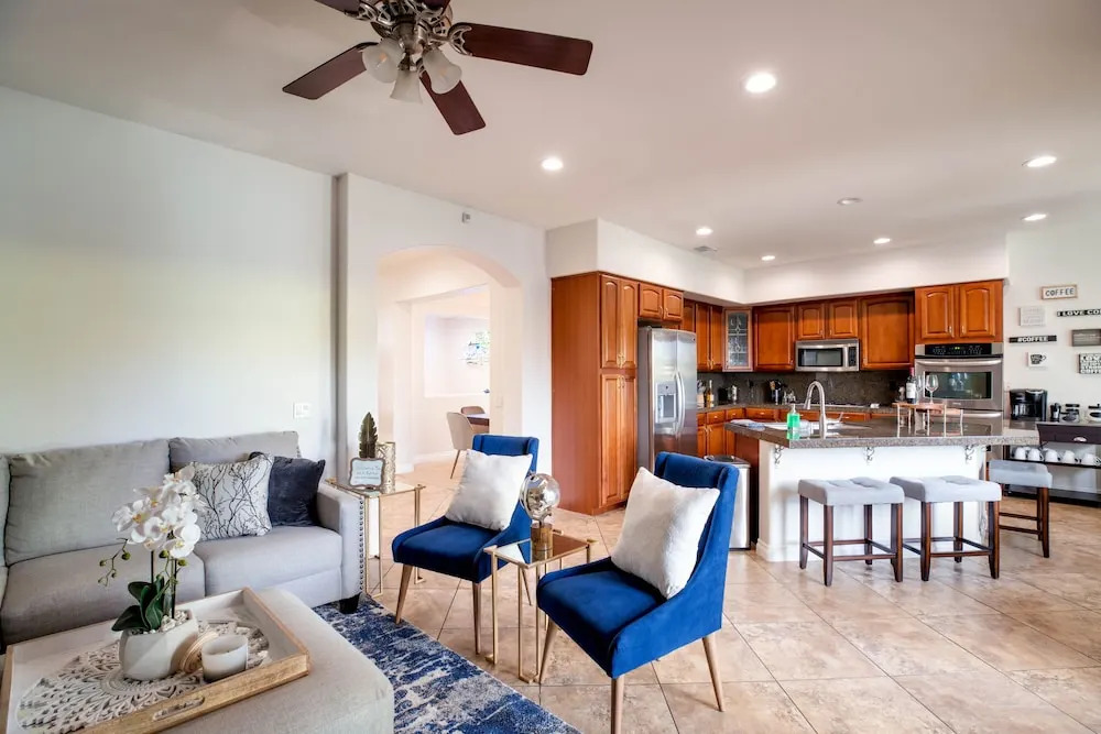 New Listing! Contemporary W/ Pool & Hot Tub 4 Bedroom Home