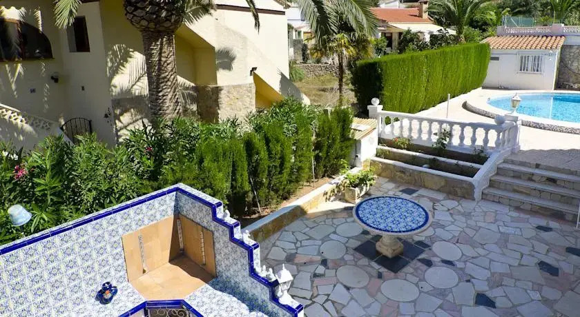 Villa Adam