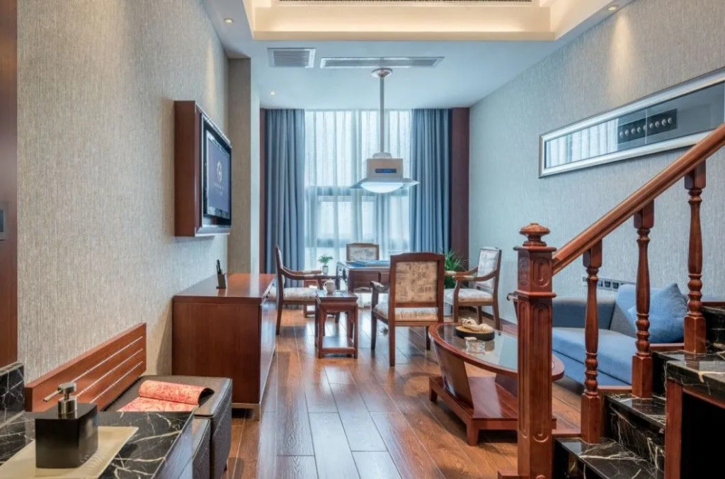 Hua Nian Shi Jia Hotel