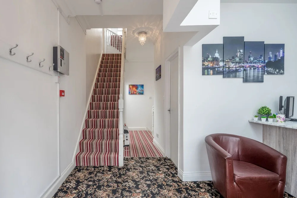 Isledon Hotel