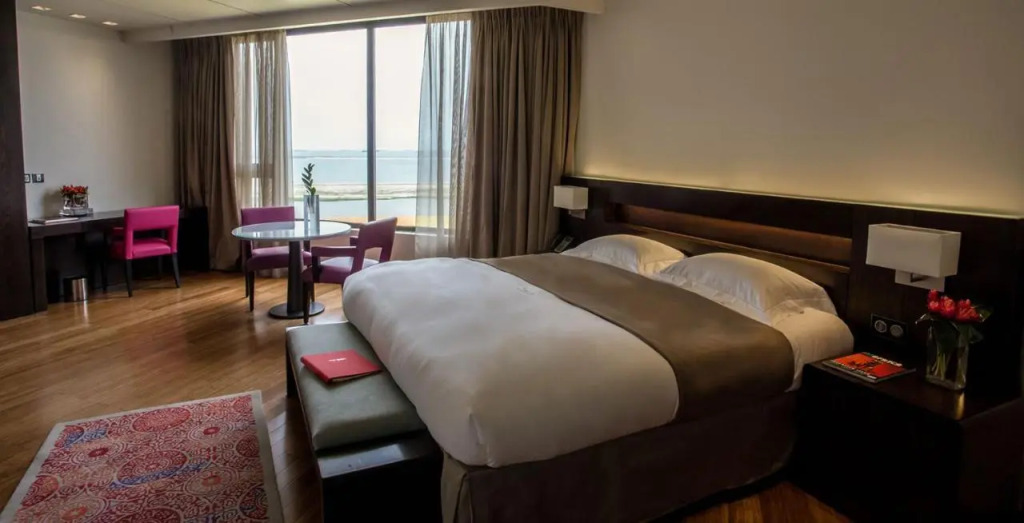 Eko Hotel Signature